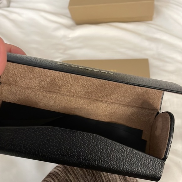 Authentic Burberry Sunglasses - Picture 7 of 7